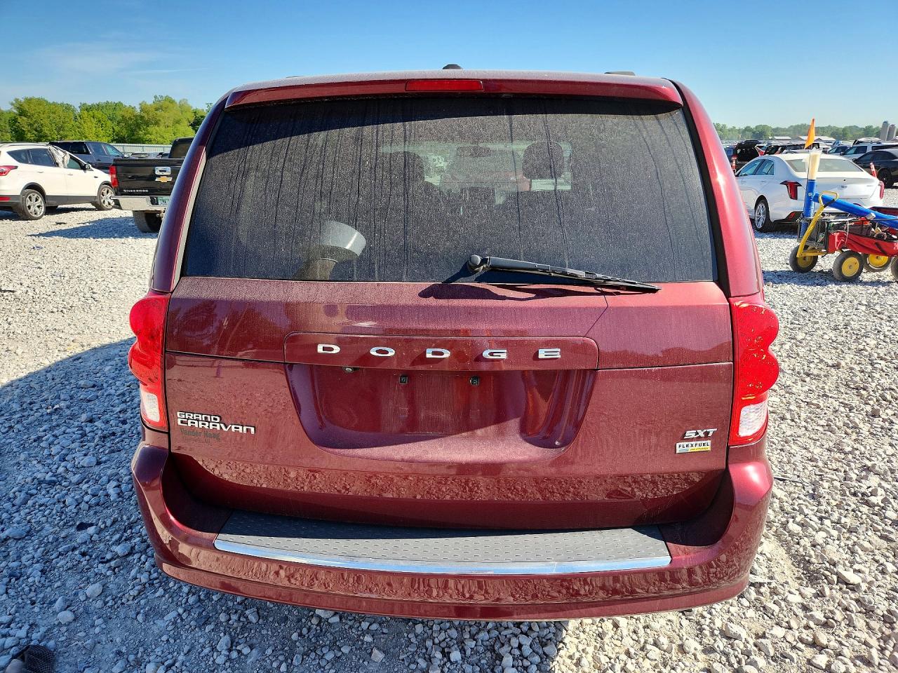 2017 Dodge Grand Caravan VIN 2C4RDGCG2HR858827 COPART salvage auction — Front End, MI - CERTIFICATE OF TITLE, sold $2,650 on 2026-07-02 (photo 6)