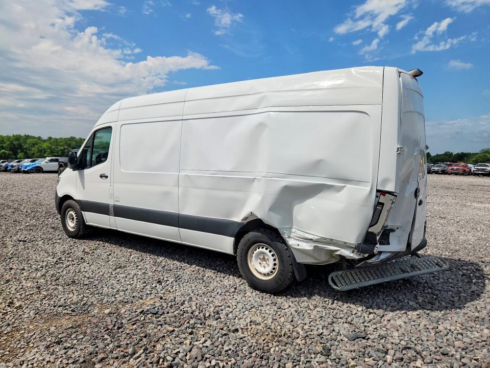 2021 Mercedes-benz VIN W1Y4DCHY7MT064540 COPART salvage auction — REAR END, Nj - Certificate Of Title, sold $9,900 on 2026-07-14 (photo 2)