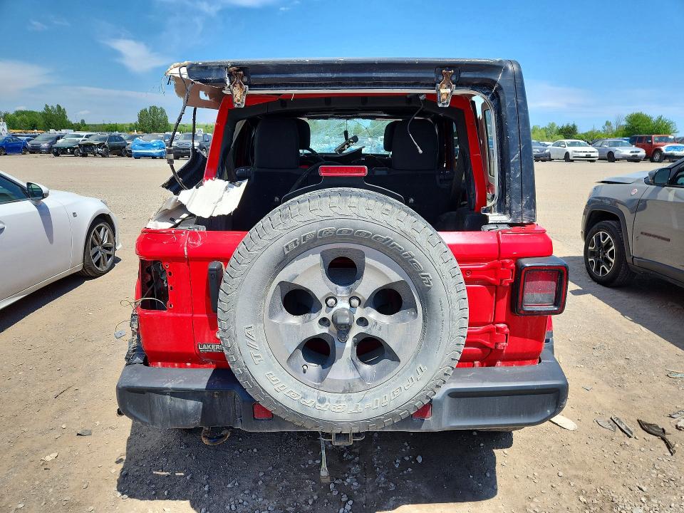 2018 Jeep Wrangler unlimited VIN 1C4HJXEG0JW216203 COPART salvage auction — ROLLOVER, On - Permit Salvage, sold $3,050 on 2026-07-09 (photo 6)