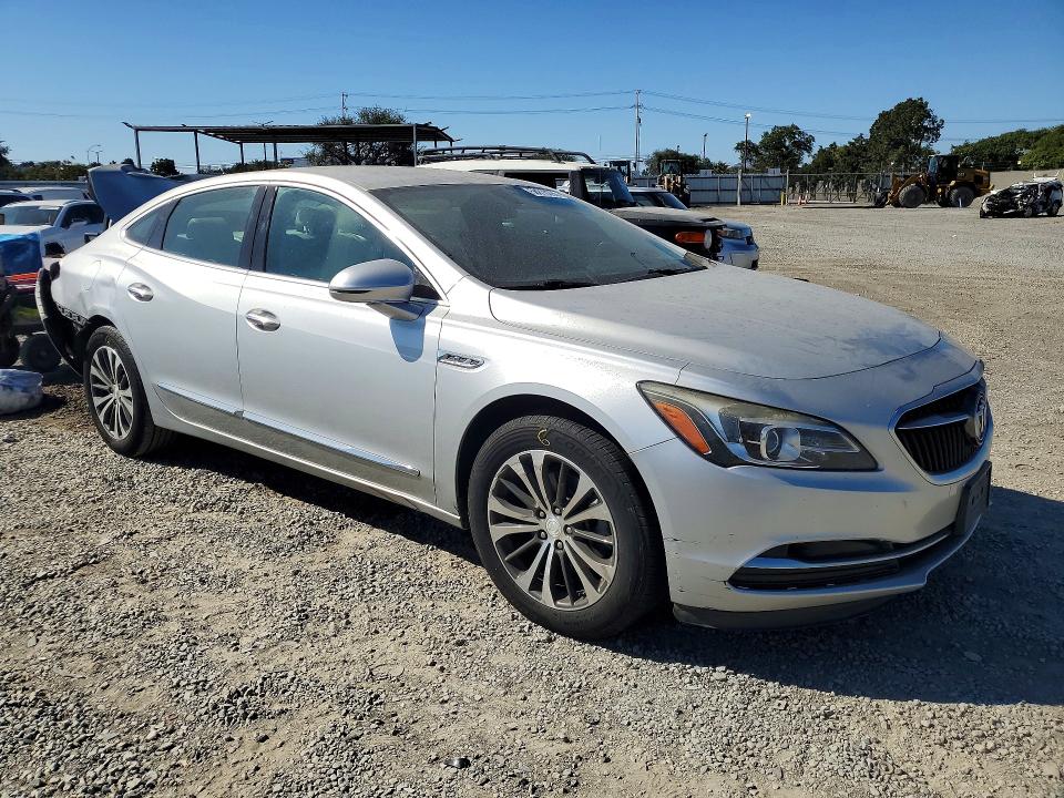 2017 Buick . VIN 1G4ZN5SS2HU143567 COPART salvage auction — REAR END, Ca - Salvage Certificate, sold $325 on 2026-07-21 (photo 4)