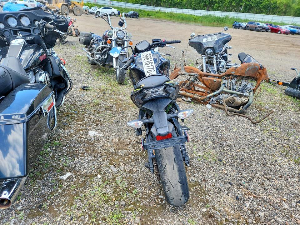 2020 Kawasaki Er VIN ML5EREL12LDA05269 COPART salvage auction — SIDE, MI - CERTIFICATE OF TITLE, sold $400 on 2026-07-29 (photo 4)