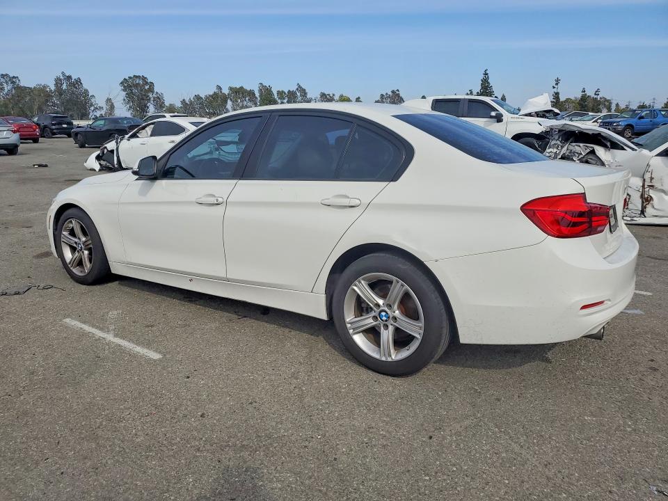 2018 BMW 3er VIN WBA8A9C5XJAD27917 COPART salvage auction — FRONT END, Salvage Title, sold $2,150 on 2026-07-28 (photo 2)