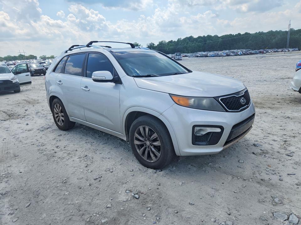 2013 Kia Sorento VIN 5XYKW4A22DG409583 COPART salvage auction — REAR END, GA - CERT OF TITLE-SALVAGE, sold $275 on 2026-07-12 (photo 4)