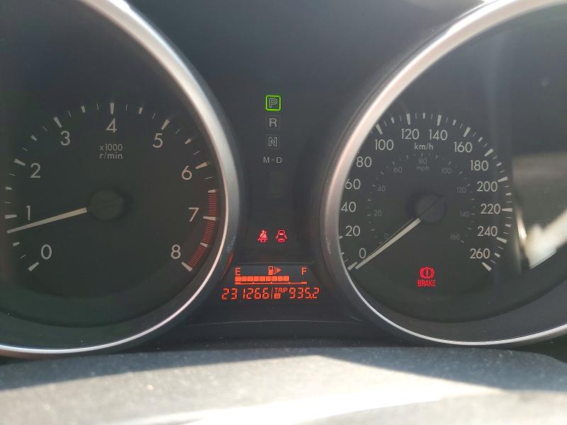 2010 Mazda 3 VIN JM1BL1SF1A1191026 COPART salvage auction — SIDE, On - Permit No Brand - Unfit, sold $275 on 2026-07-28 (photo 9)