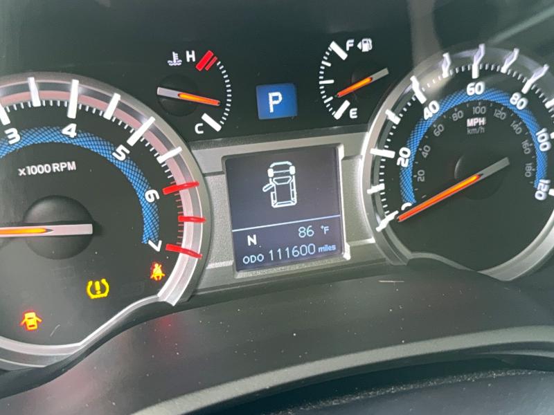 2014 Toyota 4runner VIN JTEZU5JR7E5073801 COPART salvage auction — NORMAL WEAR, Mo - Salvage Certificate Of Title (P), sold $12,600 on 2026-07-07 (photo 8)