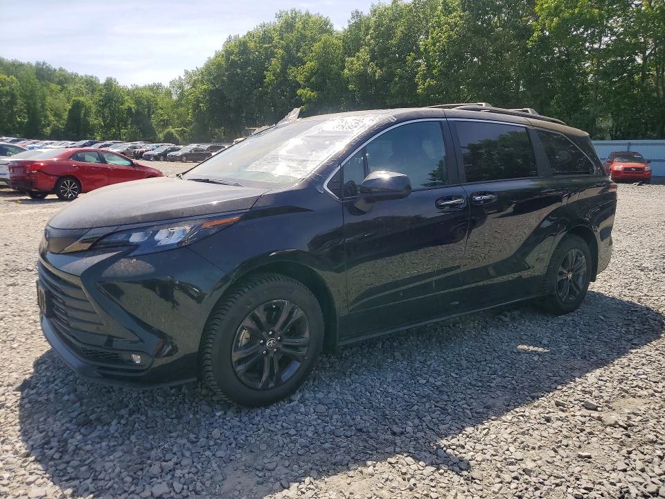 2024 Toyota Sienna VIN 5TDCSKFC9RS120281 COPART salvage auction — ROOF, Ma - Cert Of Title-Salvage, sold $27,000 on 2026-07-10 (photo 1)