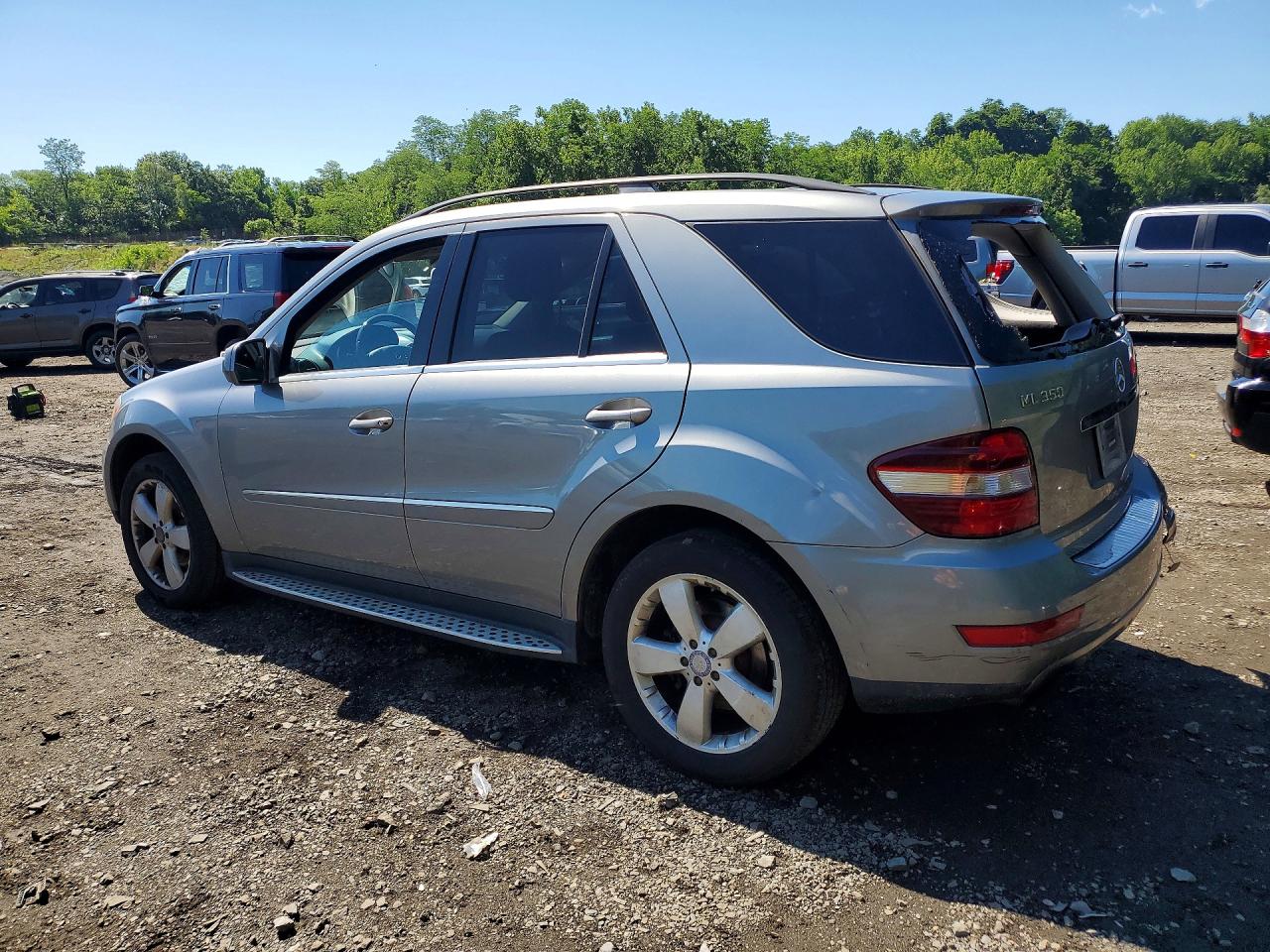 2010 Mercedes-Benz ML-Class VIN 4JGBB8GB9AA569638 COPART salvage auction — Rear End, OH - CERTIFICATE OF TITLE, sold $625 on 2026-06-30 (photo 2)