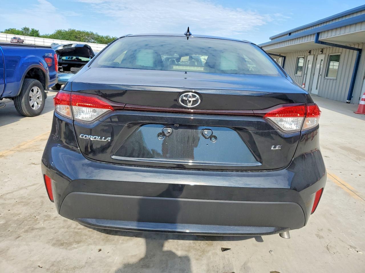 2021 Toyota Corolla VIN JTDEPMAE3MJ184224 COPART salvage auction — Front End, KY - CERT OF TITLE-SALVAGE, sold $5,100 on 2026-07-09 (photo 6)