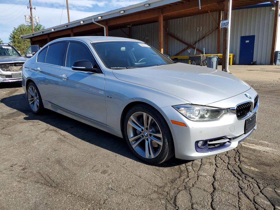 2013 BMW 1er VIN WBA3F9C55DF145283 COPART salvage auction — MINOR DENT/SCRATCHES, Co - Public - Salvage Title, sold $1,750 on 2026-07-16 (photo 4)
