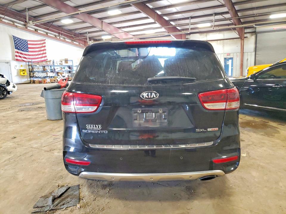 2016 Kia Sorento VIN 5XYPKDA14GG022367 COPART salvage auction — ROOF, Mi - Certificate Of Title, sold $3,800 on 2026-07-17 (photo 6)