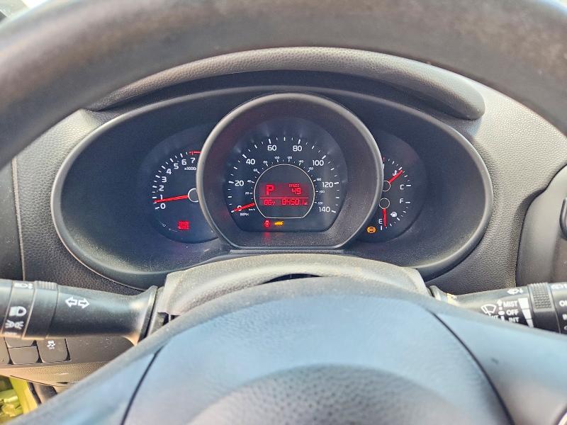 2015 Kia Soul VIN KNDJN2A2XF7807143 COPART salvage auction — VANDALISM, Tx - Salvage Vehicle Title, sold $2,150 on 2026-07-16 (photo 9)