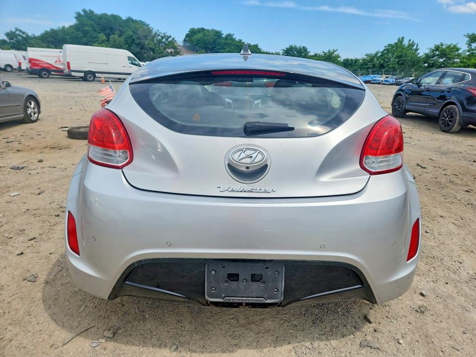 2016 Hyundai VIN KMHTC6AD7GU291605 COPART salvage auction — SIDE, Md - Cert Of Salvage > 75% Damage, sold $625 on 2026-07-02 (photo 6)