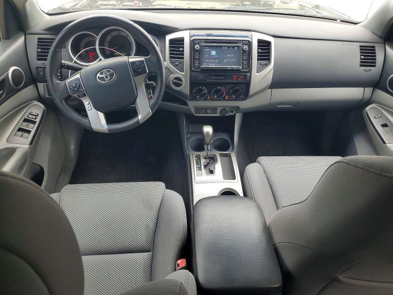 2015 Toyota Tacoma VIN 3TMLU4EN3FM185616 COPART salvage auction — REAR END, Nc - Salvage Certificate Of Title, sold $10,600 on 2026-07-31 (photo 8)