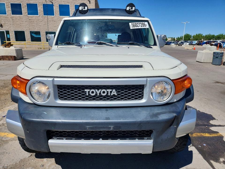 2011 Toyota Fj cruiser VIN JTEBU4BF6BK113394 COPART salvage auction — REAR END, Co - Public - Salvage Title, sold $9,200 on 2026-08-10 (photo 5)