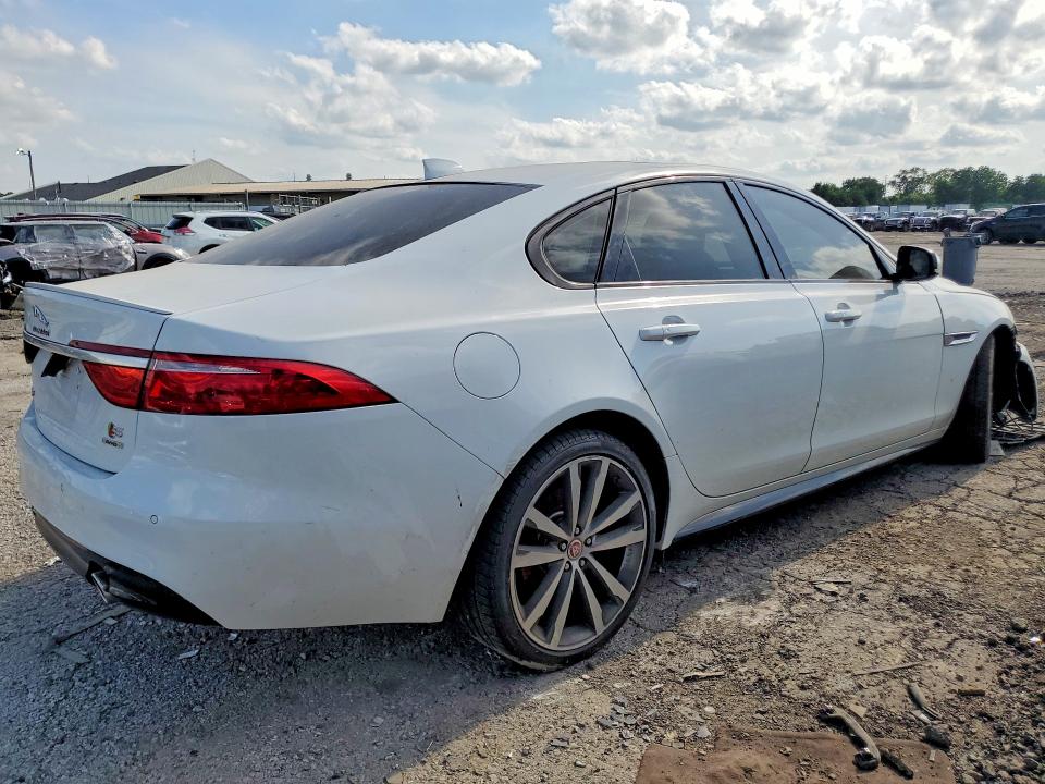 2017 Jaguar Xf VIN SAJBM4BV8HCY38219 COPART salvage auction — FRONT END, Il - Certificate Of Title, sold $1,650 on 2026-07-20 (photo 3)