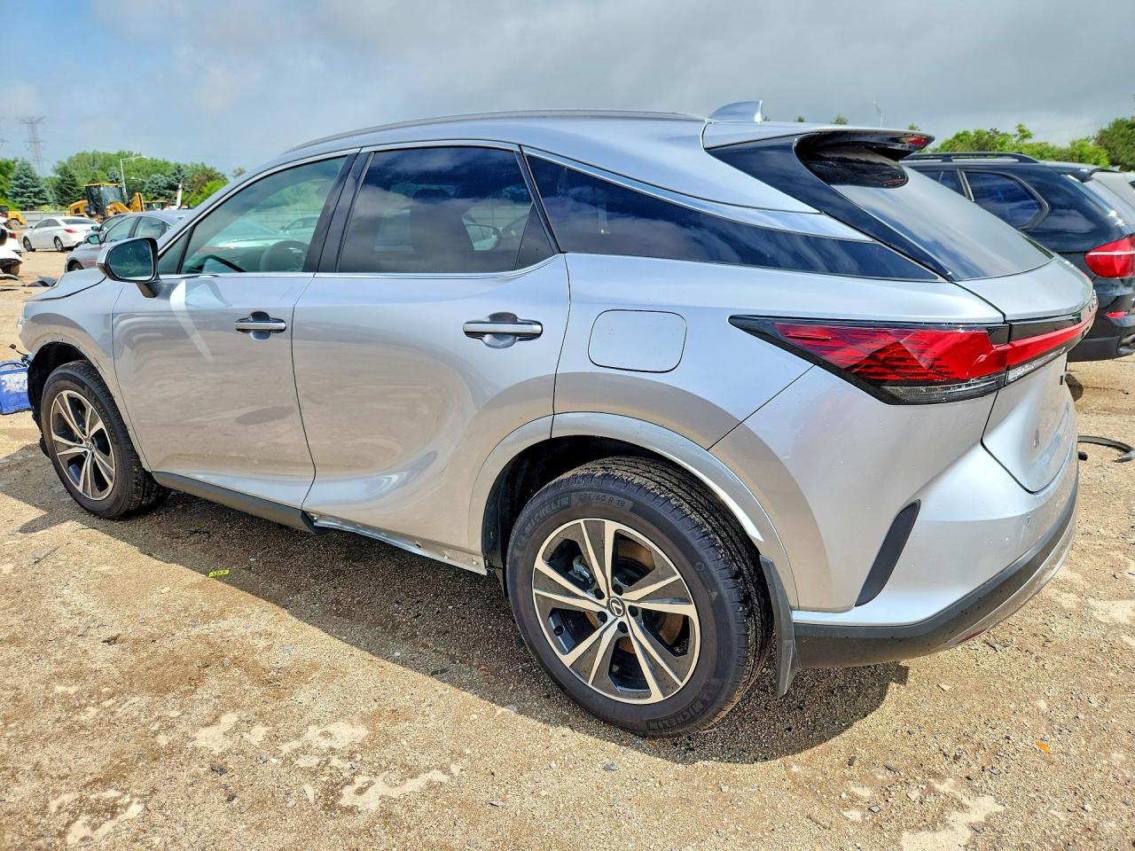 2025 Lexus RX 350h VIN 2T2BBMCA4SC084889 COPART salvage auction — Front End, IL - SALVAGE CERTIFICATE, sold $28,250 on 2026-07-07 (photo 2)