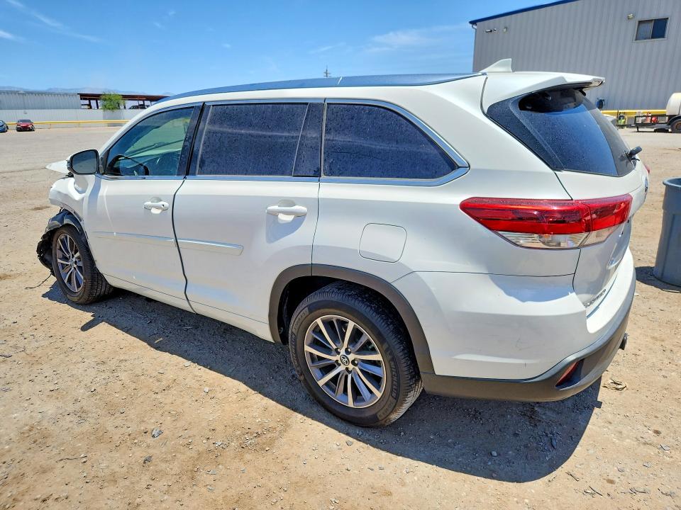 2018 Toyota Highlander VIN 5TDKZRFH3JS544474 COPART salvage auction — FRONT END, Az - Cert Of Title - Salvage, sold $5,200 on 2026-07-06 (photo 2)