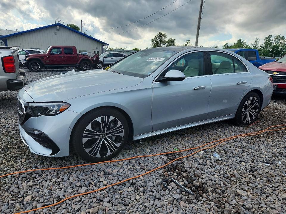 2025 Mercedes-benz VIN W1KLF6BB4SA102398 COPART salvage auction — WATER/FLOOD, Il - Salvage Cert-Flood, sold $33,750 on 2026-07-27 (photo 1)