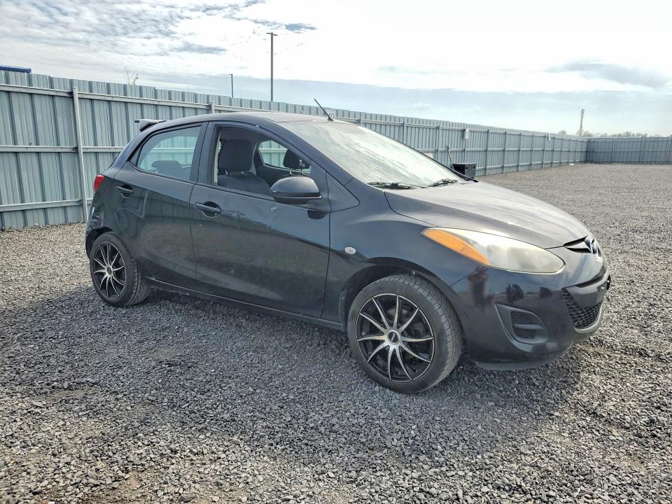 2011 Mazda 2 VIN JM1DE1HY1B0104289 COPART salvage auction — REAR END, On - Permit No Brand - Unfit, sold $525 on 2026-07-09 (photo 4)