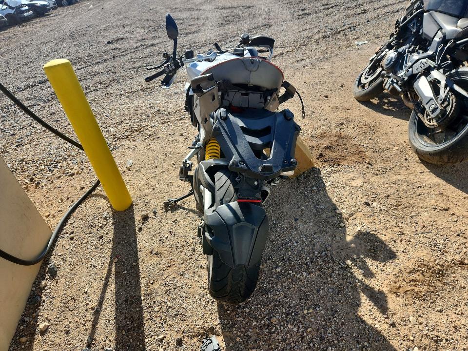 2016 Ducati VIN ZDM12BWW7GB007245 COPART salvage auction — FRONT END, Tx - Salvage Vehicle Title, sold $650 on 2026-08-06 (photo 4)