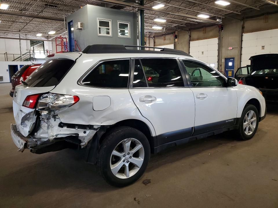 2014 Subaru Outback VIN 4S4BRCCC1E3269731 COPART salvage auction — REAR END, Mn - Cert Of Title-Salvage, sold $2,950 on 2026-07-02 (photo 3)