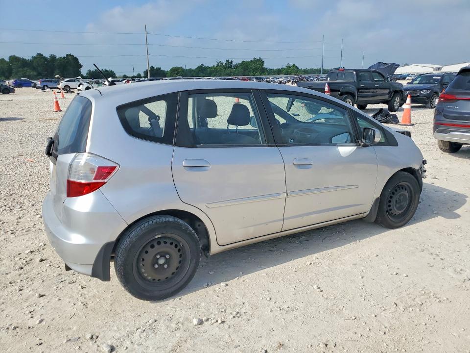 2013 Honda Fit VIN JHMGE8H3XDC064594 COPART salvage auction — FRONT END, Tx - Salvage Vehicle Title, sold $625 on 2026-07-16 (photo 3)
