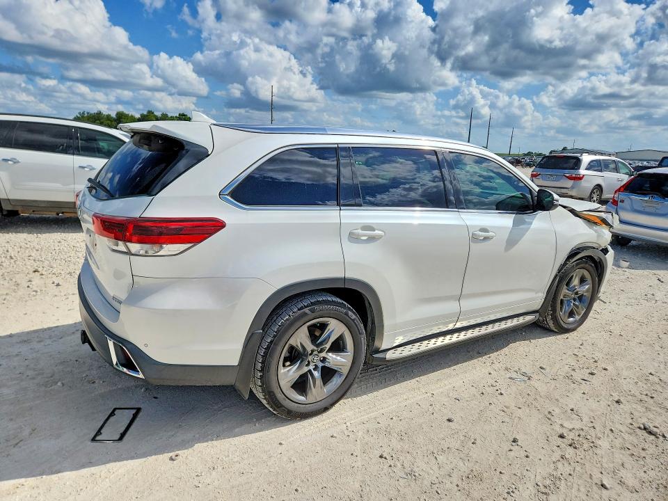 2017 Toyota VIN 5TDYZRFH7HS193279 COPART salvage auction — FRONT END, Tx - Salvage Vehicle Title, sold $6,700 on 2026-07-23 (photo 3)