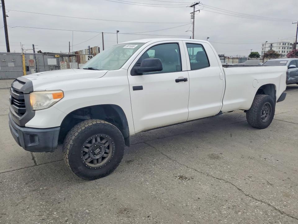 2015 Toyota Tundra VIN 5TFTY5F17FX008941 COPART salvage auction — MINOR DENT/SCRATCHES, Ca - Salvage Certificate, sold $8,900 on 2026-07-29 (photo 1)