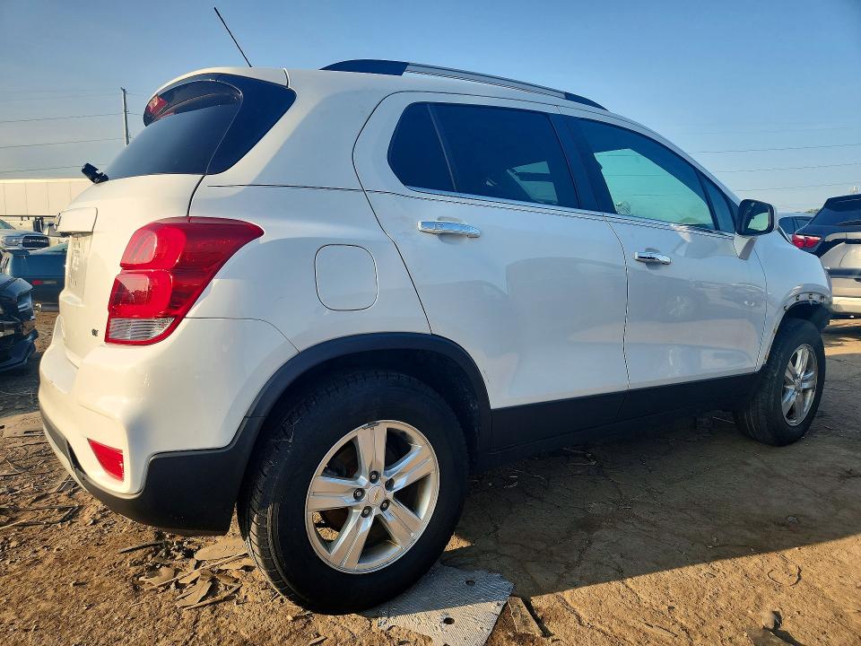2018 Chevrolet Trax VIN KL7CJPSB0JB671642 COPART salvage auction — FRONT END, Mi - Cert Of Title-Rebuilt Salvage, sold $500 on 2026-07-24 (photo 3)