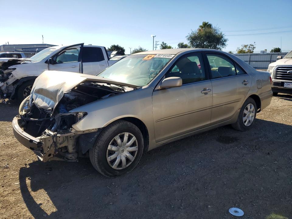 2005 Toyota Camry VIN 4T1BE32K45U027062 COPART salvage auction — FRONT END, Ca - Cert Of Title-Salvaged, sold $350 on 2026-07-02 (photo 1)