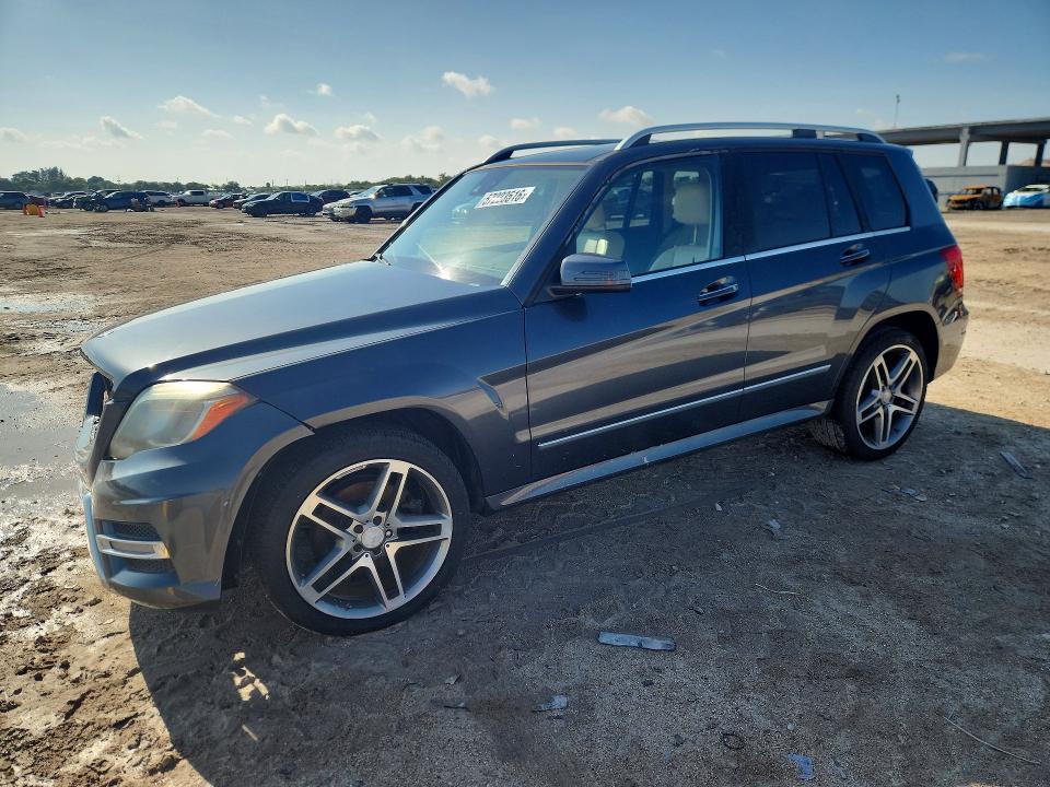 2015 Mercedes-benz VIN WDCGG5HB6FG341491 COPART salvage auction — FRONT END, Fl - Certificate Of Title, sold $3,950 on 2026-07-27 (photo 1)