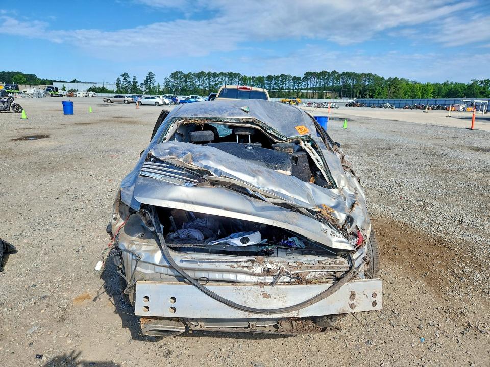 2017 Lexus Is 200t VIN JTHBA1D2XH5040204 COPART salvage auction — ALL OVER, Nc - Salvage Certificate Of Title, sold $275 on 2026-07-20 (photo 6)