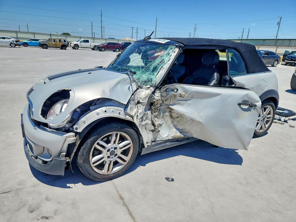 2014 Mini Cooper VIN WMWZP3C59ET707015 COPART salvage auction — SIDE, Tx - Certificate Of Title, sold $825 on 2026-07-31 (photo 1)