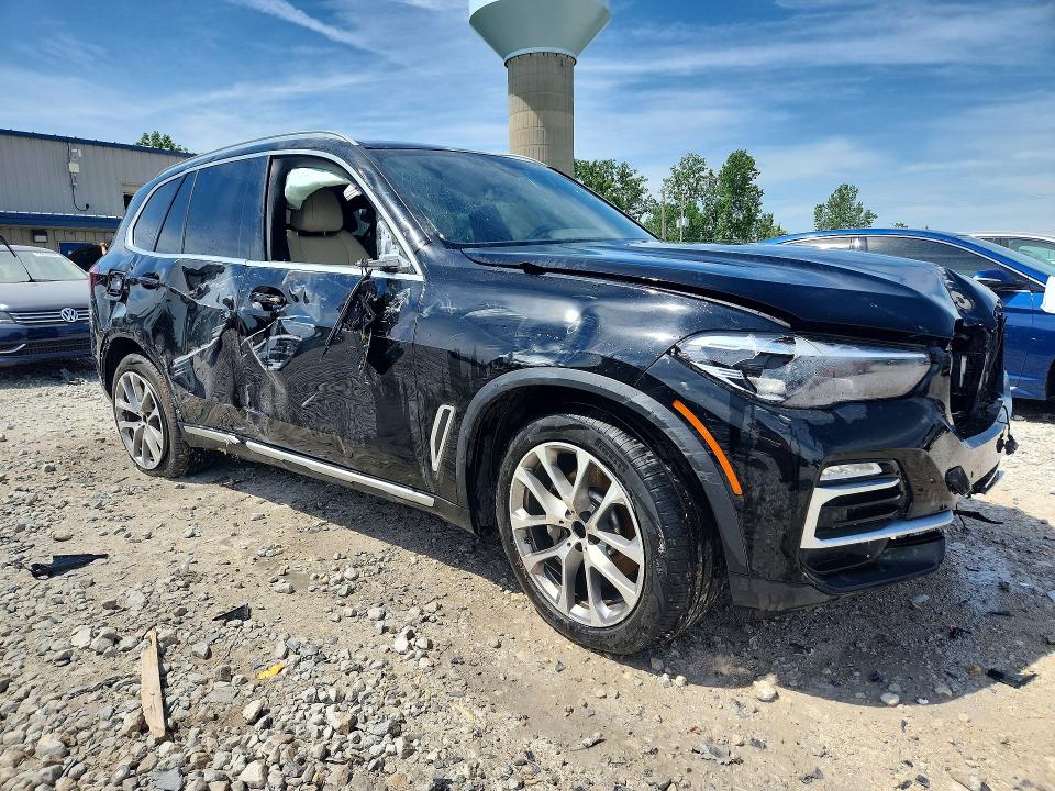 2021 BMW X5 VIN 5UXCR6C08M9E88876 COPART salvage auction — ROLLOVER, Mi - Scrap Certificate Of Title, sold $10,600 on 2026-07-30 (photo 4)