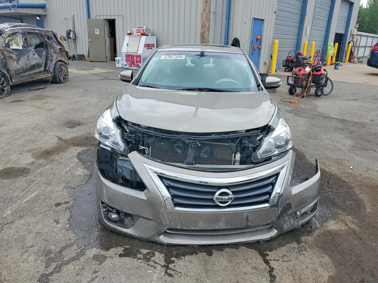 2015 Nissan Altima VIN 1N4AL3AP1FC245086 COPART salvage auction — All Over, TN - SALVAGE CERTIFICATE, sold $425 on 2026-07-09 (photo 5)