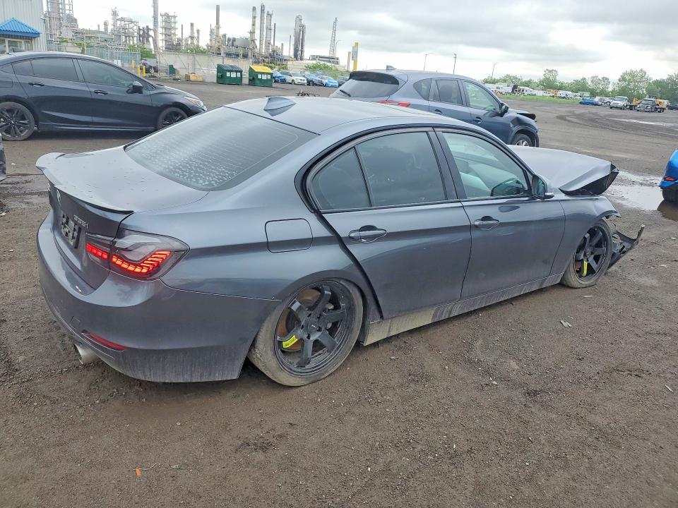 2013 BMW 3er VIN WBA3B9C53DF586518 COPART salvage auction — FRONT END, Qc - Gravement Accidente, sold $425 on 2026-07-14 (photo 3)