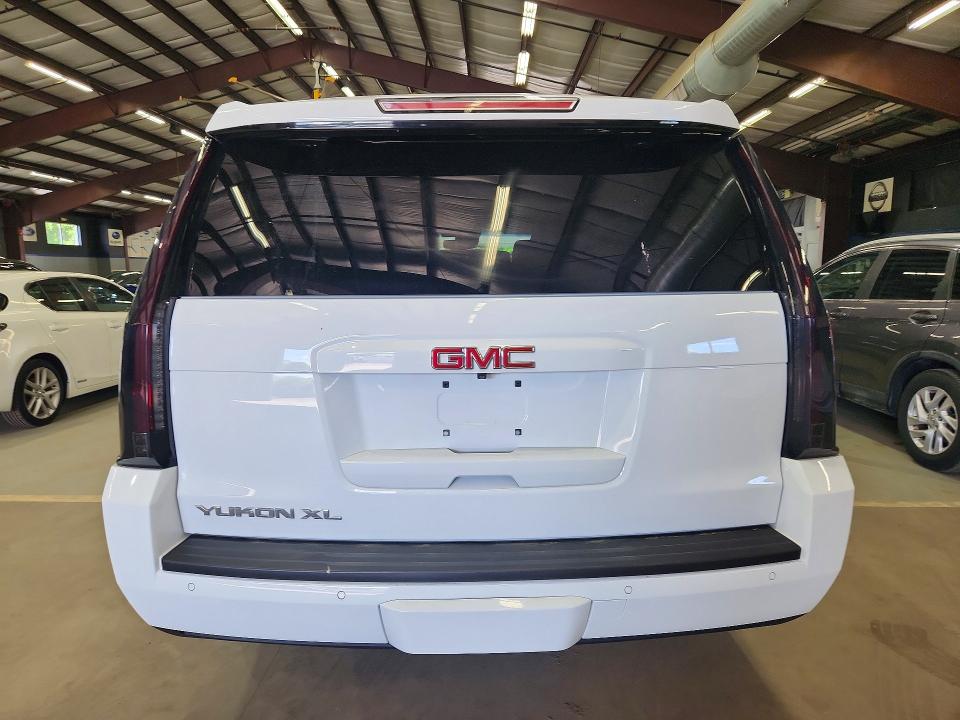 2017 Gmc Yukon xl VIN 1GKS2GKC1HR186369 COPART salvage auction — MINOR DENT/SCRATCHES, Nh - Certificate Of Title, sold $7,500 on 2026-07-02 (photo 6)