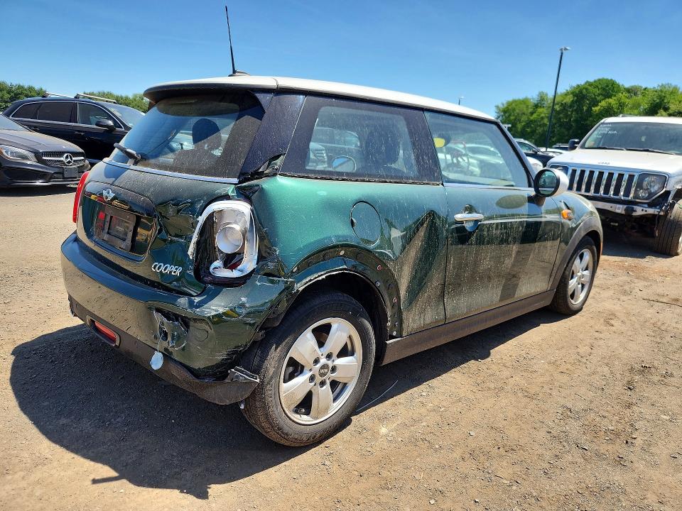2018 Mini Cooper VIN WMWXP5C59J3D02062 COPART salvage auction — FRONT END, CT - CERT OF TITLE-SALVAGE, sold $1,600 on 2026-07-23 (photo 3)