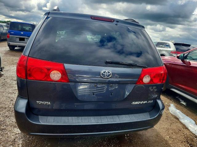 2010 Toyota Sienna VIN 5TDYK4CC8AS338982 COPART salvage auction — NORMAL WEAR, Il - Certificate Of Title, sold $1,350 on 2026-07-14 (photo 6)