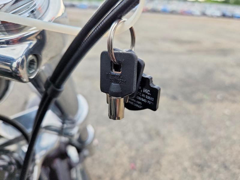 2014 Harley-davidson Wide glide VIN 1HD1GPM1XEC305361 COPART salvage auction — MINOR DENT/SCRATCHES, Salvage Title, sold $15 on 2026-07-21 (photo 8)