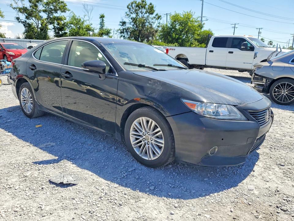 2013 Lexus VIN JTHBK1GG7D2055744 COPART salvage auction — FRONT END, Wv - Certificate Of Title, sold $4,600 on 2026-07-10 (photo 4)