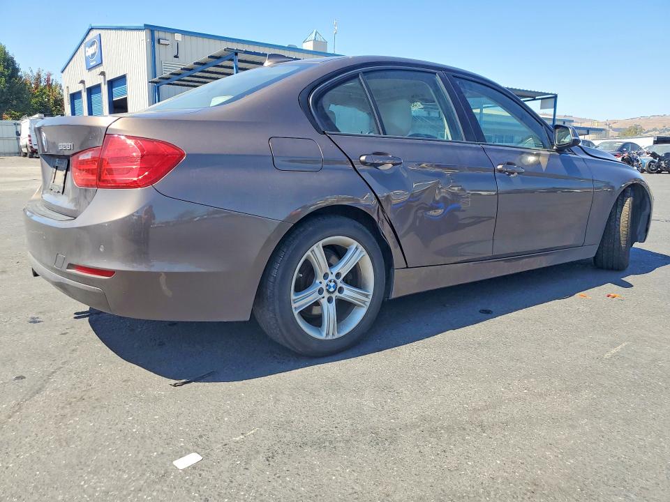 2013 BMW 3 series VIN WBA3A5C56DF352806 COPART salvage auction — SIDE, CA - SALVAGE CERTIFICATE, sold $1,550 on 2026-08-06 (photo 3)