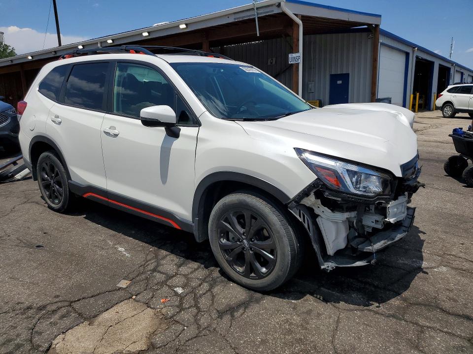 2019 Subaru Forester VIN JF2SKAKC6KH595409 COPART salvage auction — FRONT END, Salvage Title, sold $300 on 2026-07-21 (photo 4)