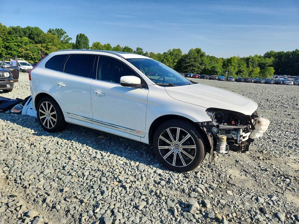 2017 Volvo Xc60 VIN YV449MRU9H2122678 COPART salvage auction — FRONT END, Nc - Salvage Certificate Of Title, sold $4,900 on 2026-08-05 (photo 4)