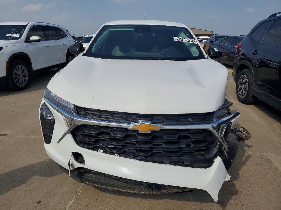 2025 Chevrolet Trax VIN KL77LFEP5SC177625 COPART salvage auction — FRONT END, Fl - Certificate Of Title (P), sold $7,000 on 2026-07-20 (photo 5)