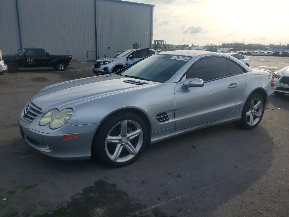 2005 Mercedes-benz Sl-class VIN WDBSK75F95F103929 COPART salvage auction — NORMAL WEAR, Fl - Certificate Of Title, sold $7,550 on 2026-07-07 (photo 1)