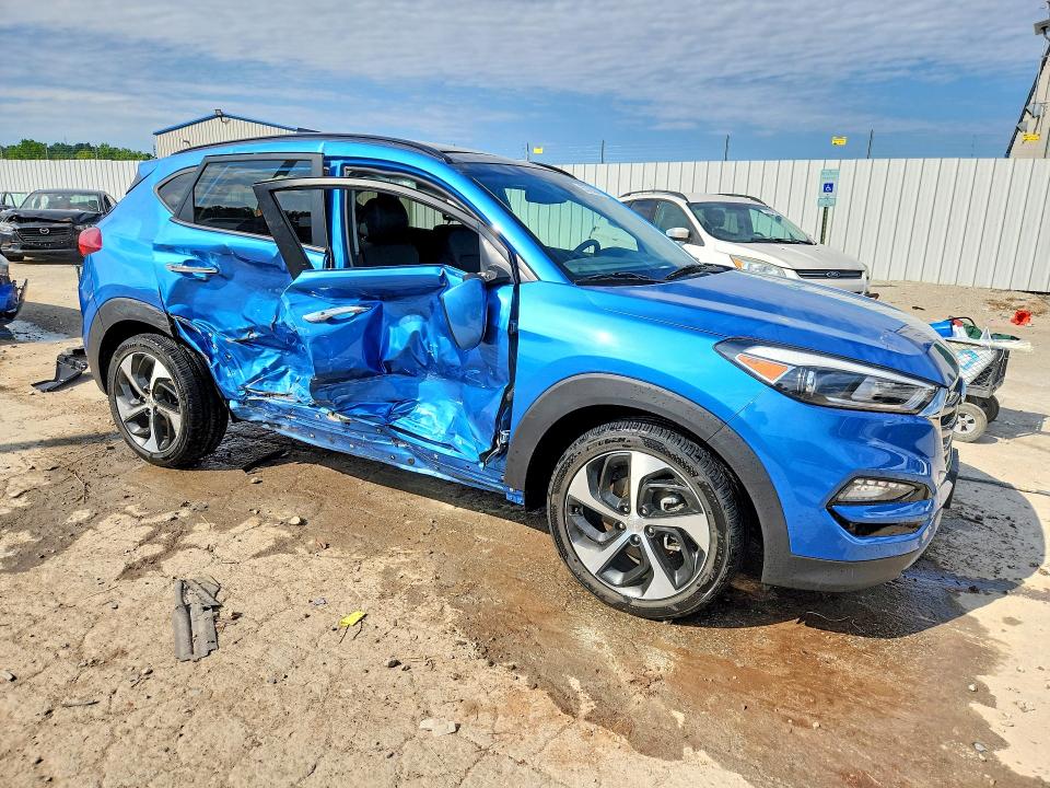 2018 Hyundai Tucson VIN KM8J33A26JU621312 COPART salvage auction — SIDE, Ky - Bill Of Sale/Part Only/No Titl, sold $4,350 on 2026-07-23 (photo 4)
