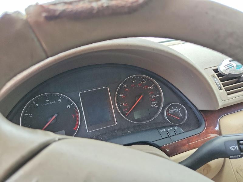 2005 Audi VIN WAULT68EX5A110091 COPART salvage auction — BURN, Tn - Salvage Certificate, sold $150 on 2026-07-06 (photo 9)