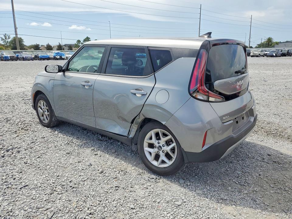 2024 Kia Soul VIN KNDJ23AU6R7920365 COPART salvage auction — SIDE, Salvage Title, sold $3,000 on 2026-07-24 (photo 2)
