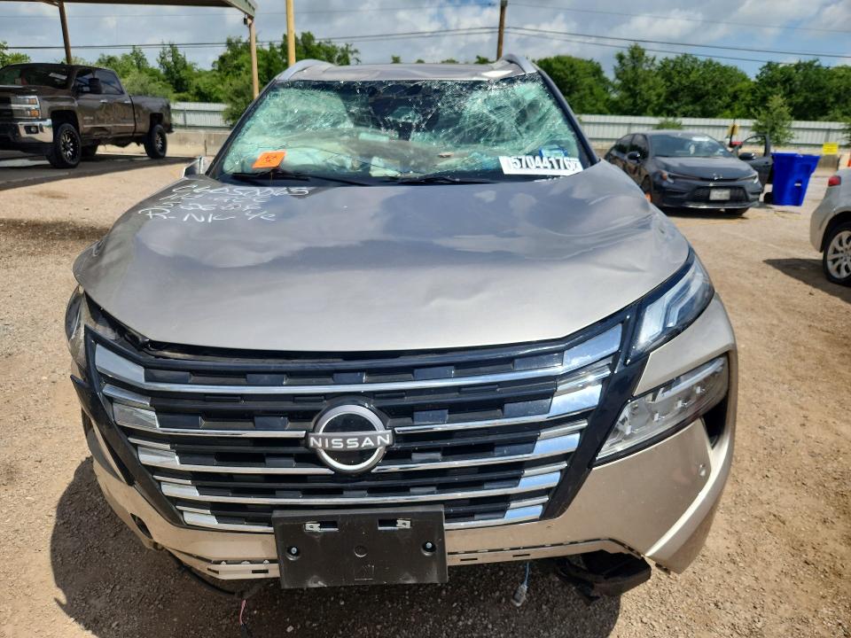 2026 Nissan Rogue VIN JN8BT3DD5TW476538 COPART salvage auction — SIDE, TX - NONREPAIRABLE TITLE, sold $3,050 on 2026-07-27 (photo 5)